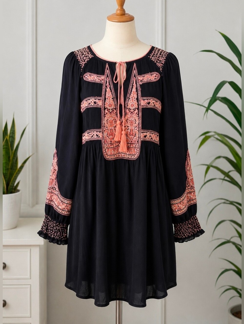 Free People Embroidered Boho Mini Tunic Dress Small Womens Size Small